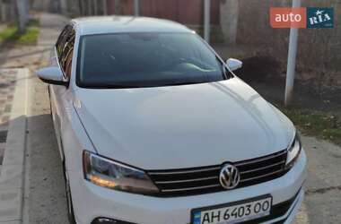 Седан Volkswagen Jetta 2016 в Новоднестровске