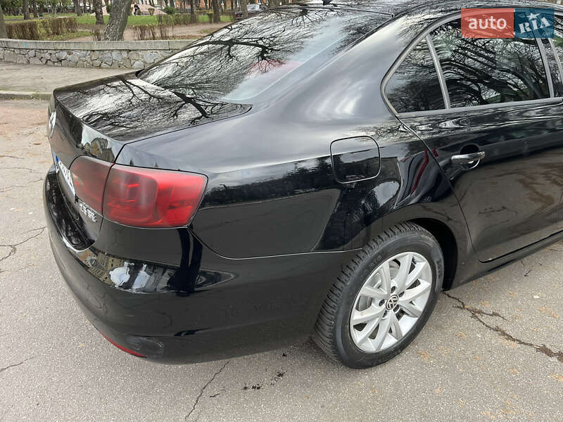 Седан Volkswagen Jetta 2011 в Житомире фото 5 Седан Volkswagen Jetta 2011 в Житомире