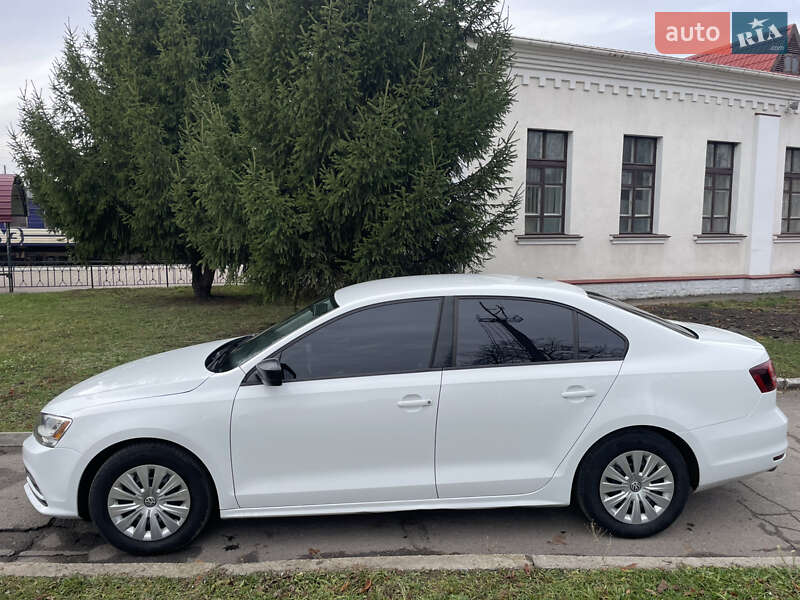 Седан Volkswagen Jetta 2016 в Ромнах фото 10 Седан Volkswagen Jetta 2016 в Ромнах