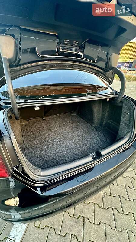 Седан Volkswagen Jetta 2013 в Києві