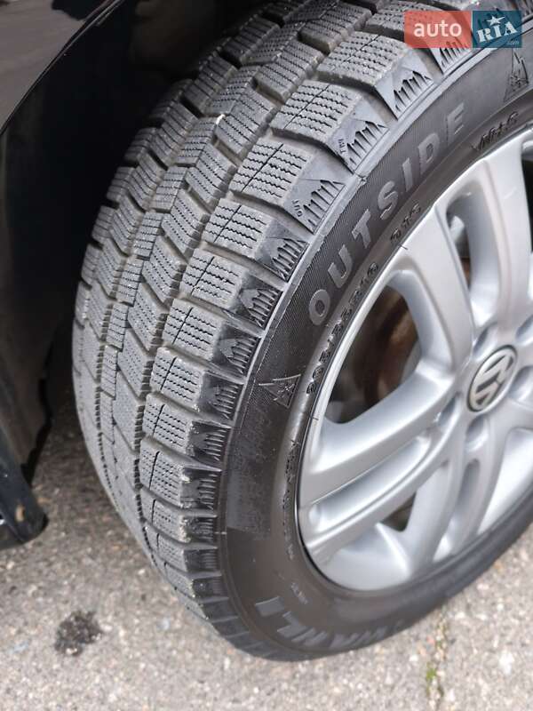 Седан Volkswagen Jetta 2014 в Миколаєві