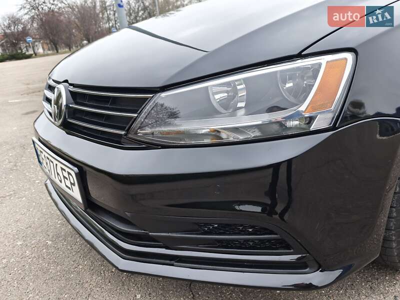 Седан Volkswagen Jetta 2014 в Миколаєві