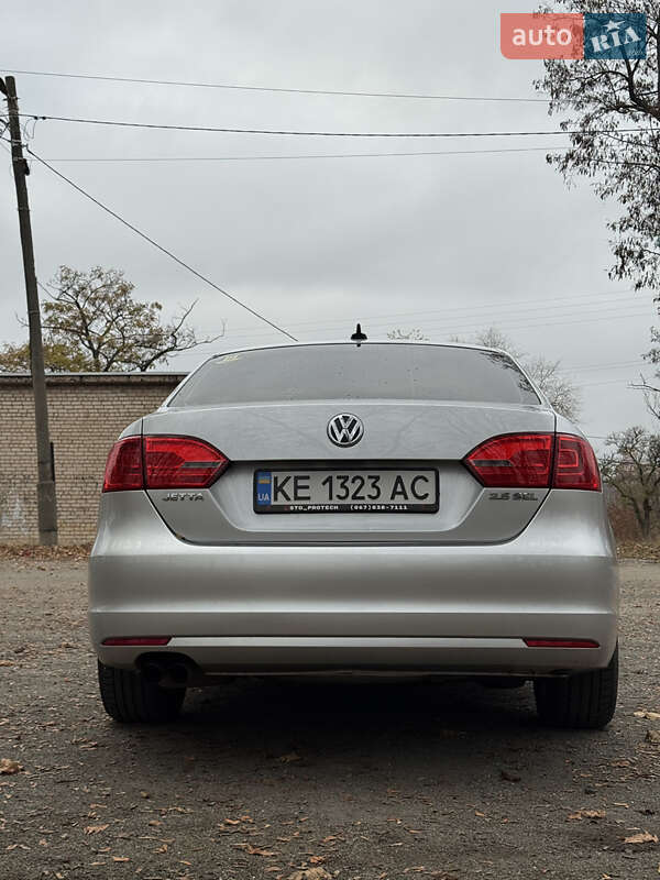 Седан Volkswagen Jetta 2011 в Кривом Роге фото 16 Седан Volkswagen Jetta 2011 в Кривом Роге