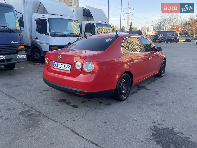 Седан Volkswagen Jetta 2009 в Києві