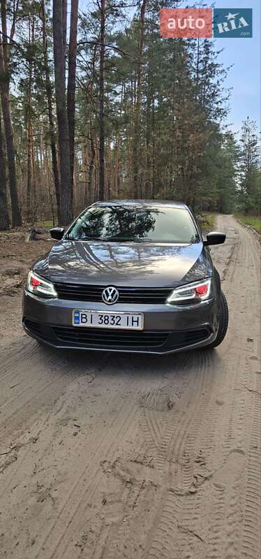 Седан Volkswagen Jetta 2012 в Полтаве