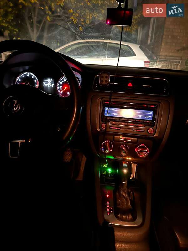 Седан Volkswagen Jetta 2012 в Буче фото 4 Седан Volkswagen Jetta 2012 в Буче