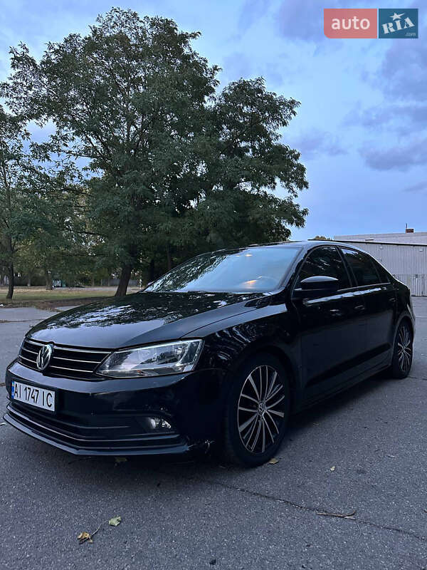 Седан Volkswagen Jetta 2015 в Киеве фото 2 Седан Volkswagen Jetta 2015 в Киеве