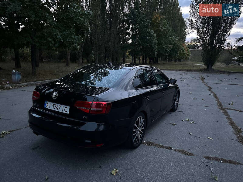 Седан Volkswagen Jetta 2015 в Киеве фото 6 Седан Volkswagen Jetta 2015 в Киеве