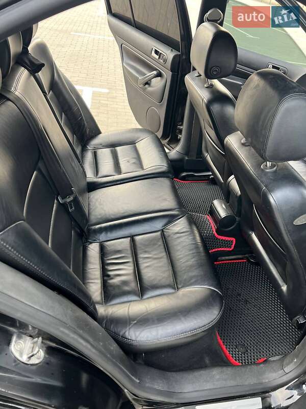 Седан Volkswagen Jetta 2003 в Калуше