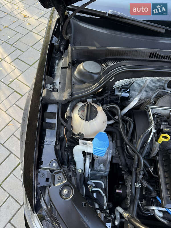 Седан Volkswagen Jetta 2016 в Запорожье