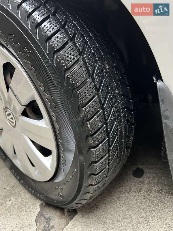 Седан Volkswagen Jetta 2013 в Києві фото 9 Седан Volkswagen Jetta 2013 в Києві