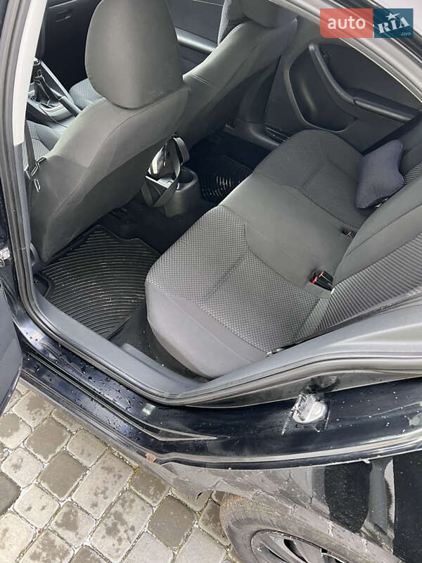 Седан Volkswagen Jetta 2014 в Тернополе фото 7 Седан Volkswagen Jetta 2014 в Тернополе
