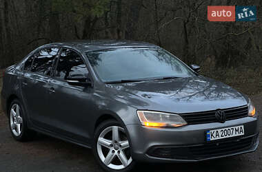 Седан Volkswagen Jetta 2011 в Черкассах