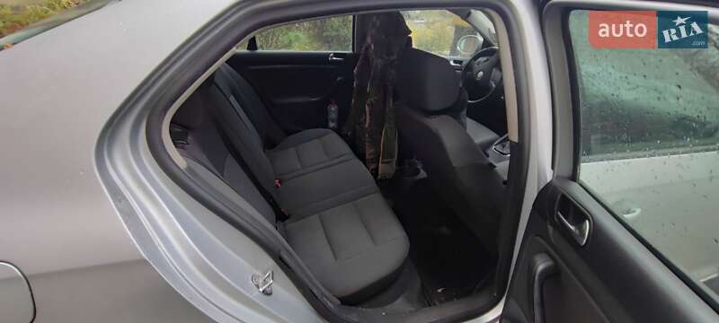 Седан Volkswagen Jetta 2007 в Борисполі