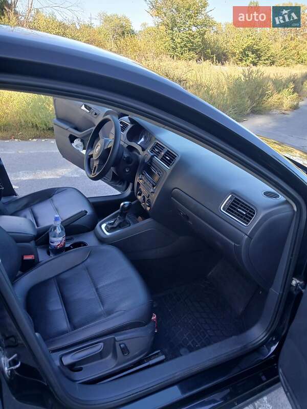 Седан Volkswagen Jetta 2014 в Світловодську