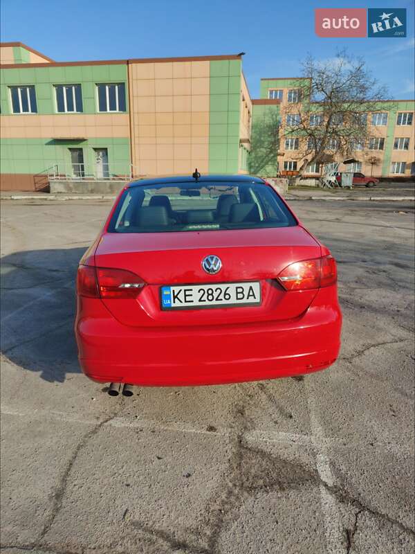 Седан Volkswagen Jetta 2013 в Верхнеднепровске