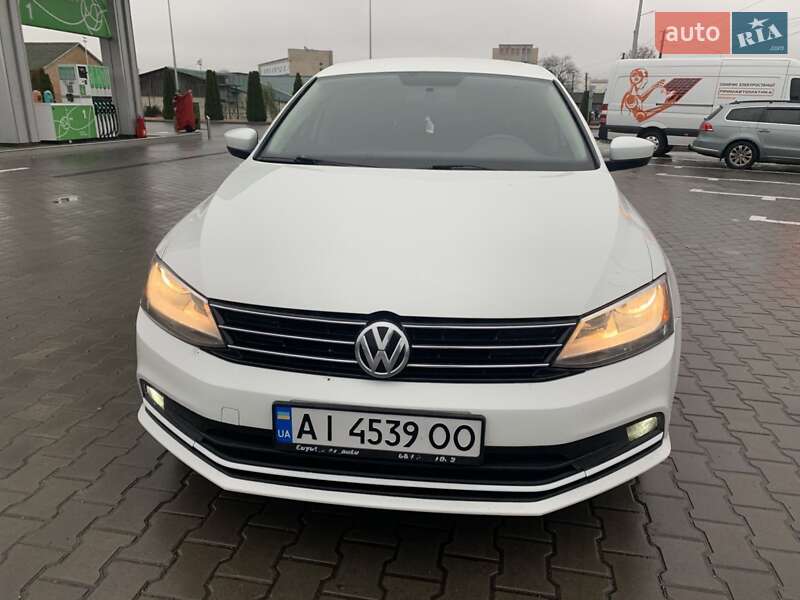 Седан Volkswagen Jetta 2015 в Виннице