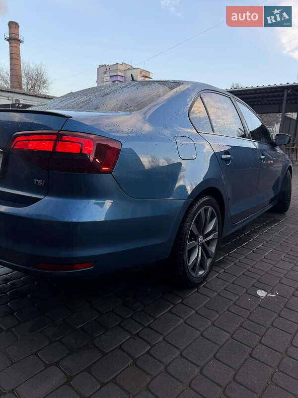 Седан Volkswagen Jetta 2017 в Запорожье