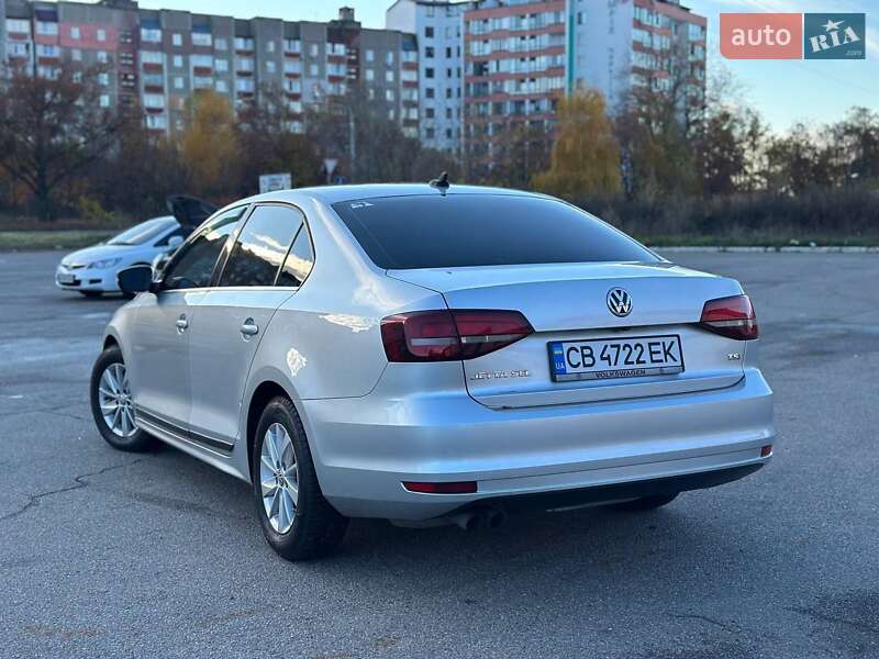 Седан Volkswagen Jetta 2016 в Остер