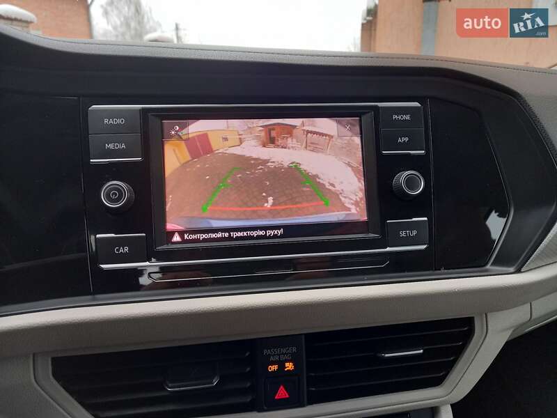 Седан Volkswagen Jetta 2019 в Львове