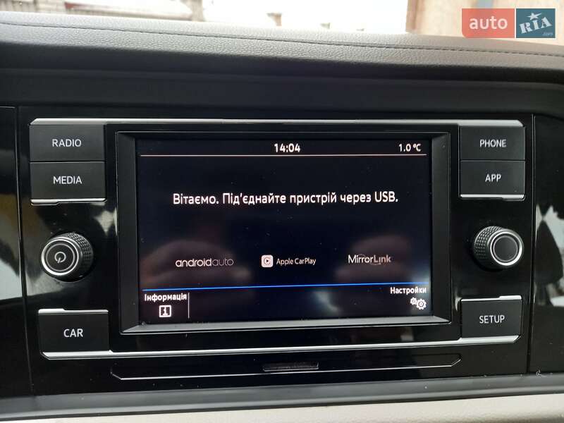 Седан Volkswagen Jetta 2019 в Львове