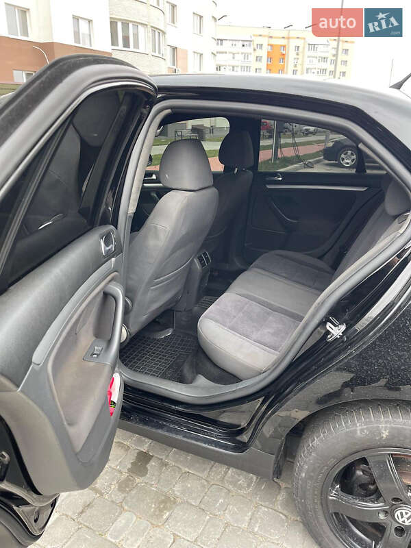 Седан Volkswagen Jetta 2007 в Виннице