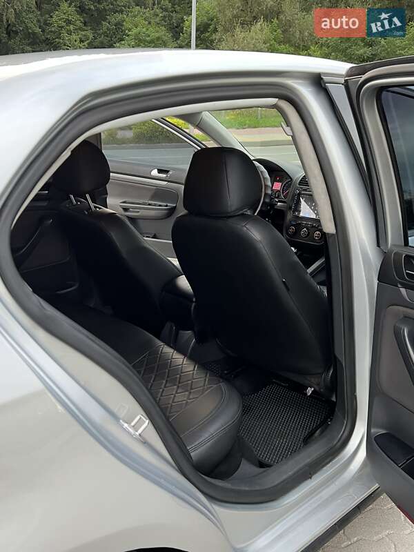 Седан Volkswagen Jetta 2008 в Ивано-Франковске