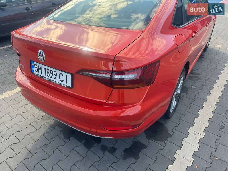 Седан Volkswagen Jetta 2019 в Сумах