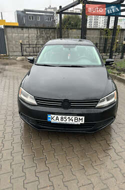 Седан Volkswagen Jetta 2013 в Києві