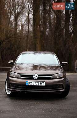 Седан Volkswagen Jetta 2014 в Хмельницком