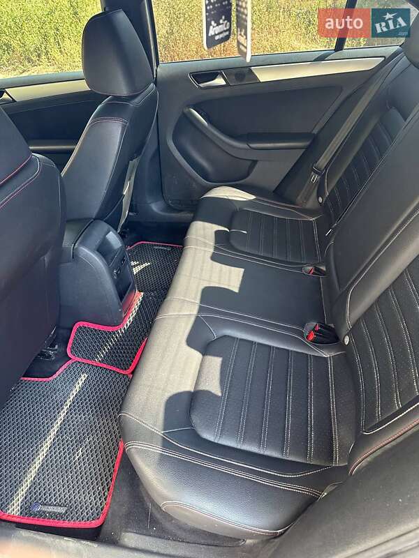 Седан Volkswagen Jetta 2013 в Днепре фото 9 Седан Volkswagen Jetta 2013 в Днепре