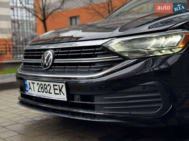 Седан Volkswagen Jetta 2022 в Ивано-Франковске