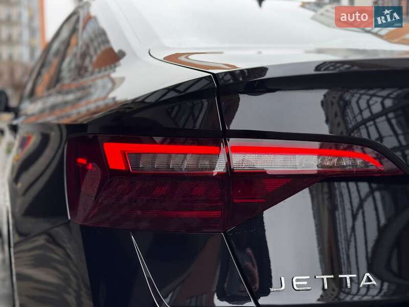 Седан Volkswagen Jetta 2022 в Ивано-Франковске