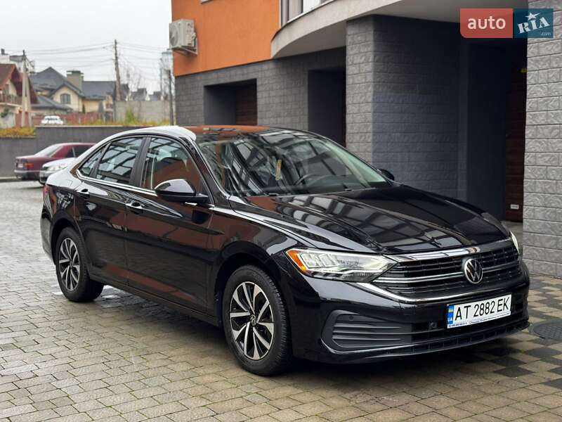 Седан Volkswagen Jetta 2022 в Ивано-Франковске