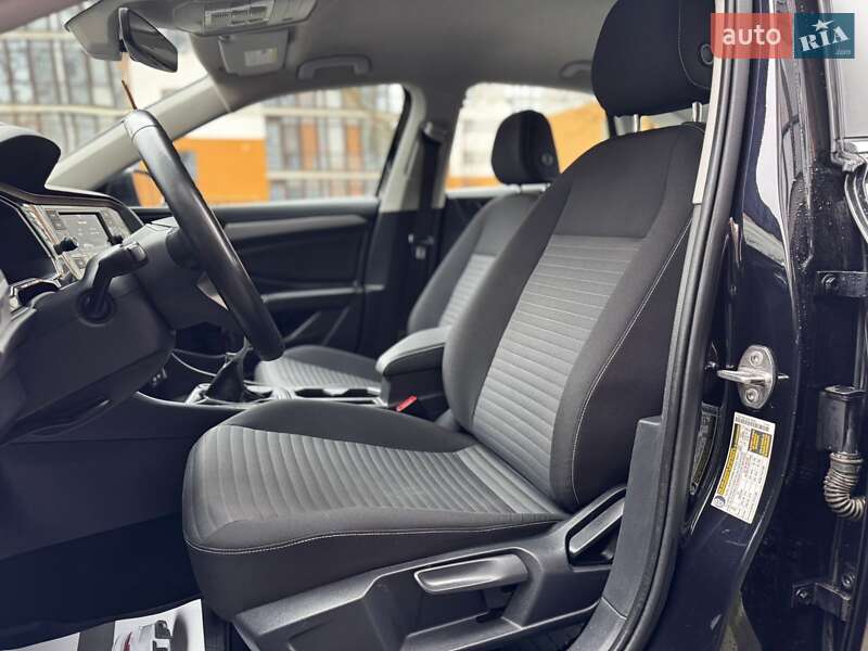 Седан Volkswagen Jetta 2022 в Ивано-Франковске