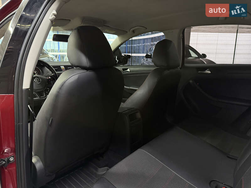 Седан Volkswagen Jetta 2016 в Одессе фото 23 Седан Volkswagen Jetta 2016 в Одессе