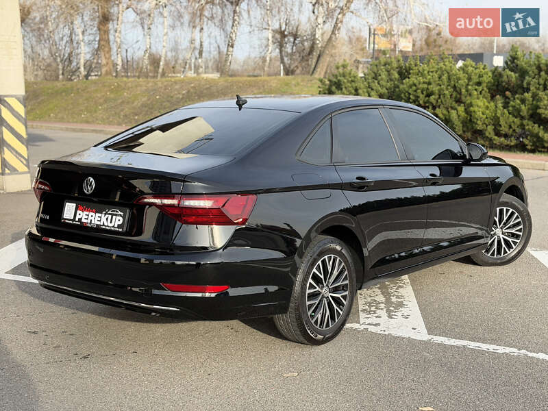 Седан Volkswagen Jetta 2021 в Києві