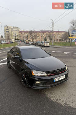 Седан Volkswagen Jetta 2016 в Харькове