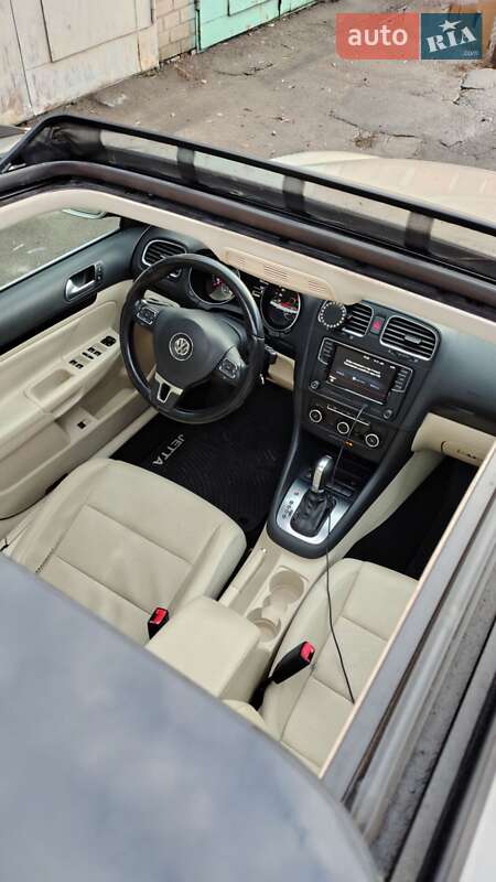 Универсал Volkswagen Jetta 2013 в Киеве фото 7 Универсал Volkswagen Jetta 2013 в Киеве