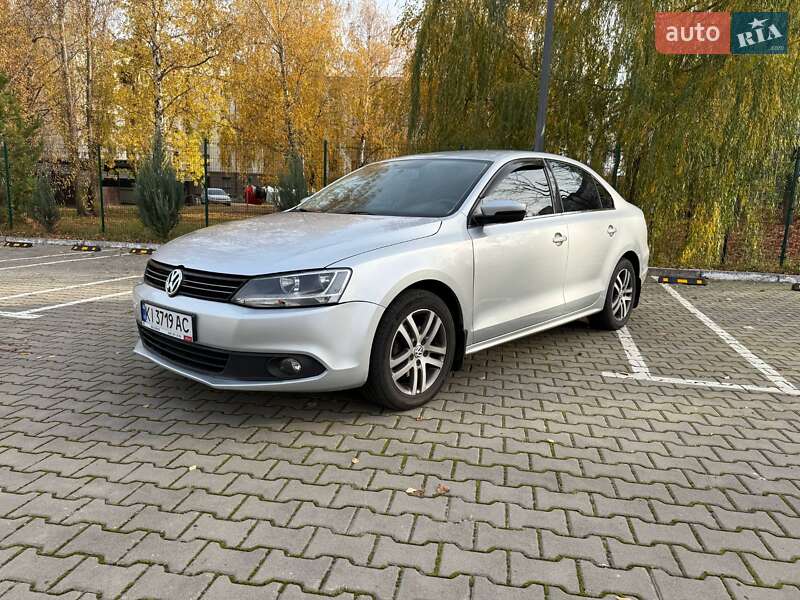 Volkswagen Jetta 2011