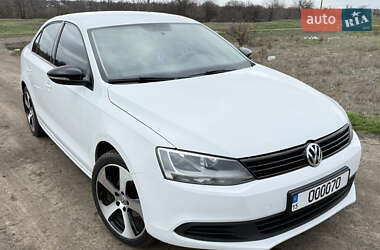 Седан Volkswagen Jetta 2014 в Веселиновому