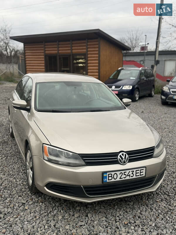 Седан Volkswagen Jetta 2012 в Хмельницькому фото 4 Седан Volkswagen Jetta 2012 в Хмельницькому