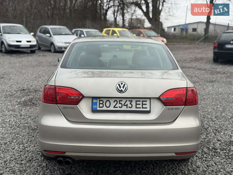 Седан Volkswagen Jetta 2012 в Хмельницькому фото 19 Седан Volkswagen Jetta 2012 в Хмельницькому
