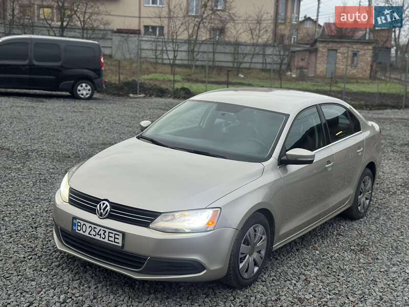 Седан Volkswagen Jetta 2012 в Хмельницькому фото 45 Седан Volkswagen Jetta 2012 в Хмельницькому