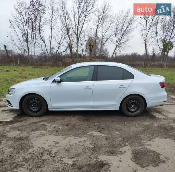 Седан Volkswagen Jetta 2017 в Зенькове