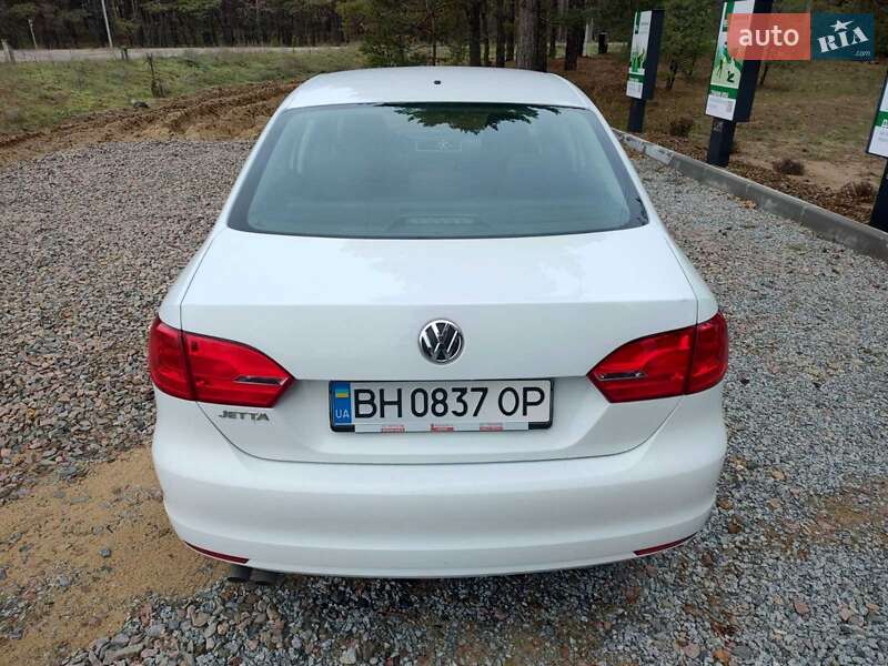 Седан Volkswagen Jetta 2014 в Одесі