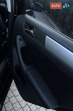 Седан Volkswagen Jetta 2014 в Полтаві