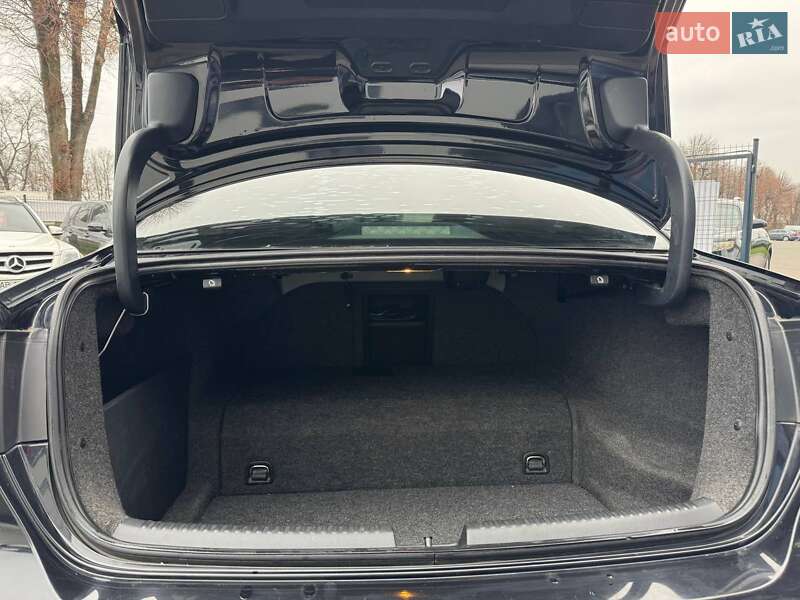 Седан Volkswagen Jetta 2013 в Вінниці