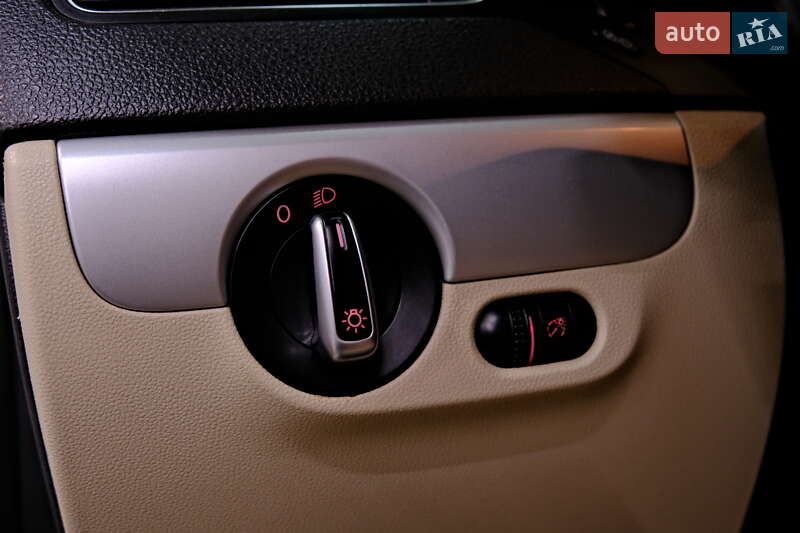 Седан Volkswagen Jetta 2012 в Одессе фото 19 Седан Volkswagen Jetta 2012 в Одессе