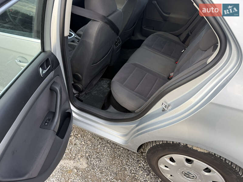 Седан Volkswagen Jetta 2008 в Борщеві